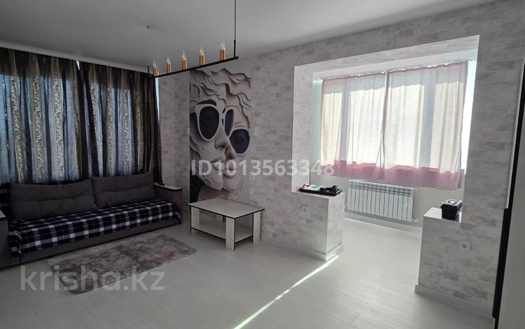 2-бөлмелі пәтер · 54 м² · 4/5 қабат, 9-ш/а. 8, бағасы: 23 000 ₸ в Актау, 9-й мкр — фото 7