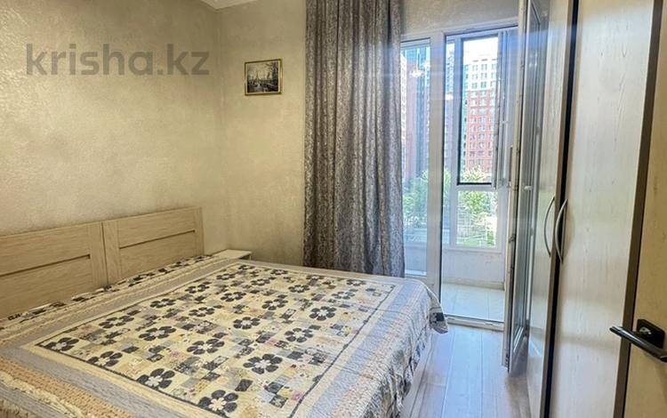 2-комнатная квартира · 50 м² · 9/15 этаж, Манаса 109а за 340 000 ₸ в Алматы, Алмалинский р-н — фото 2