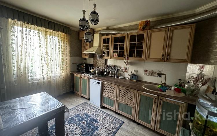 3-комнатная квартира · 69.9 м² · 3/9 этаж, мкр 12 42 за 26 млн ₸ в Актобе — фото 11