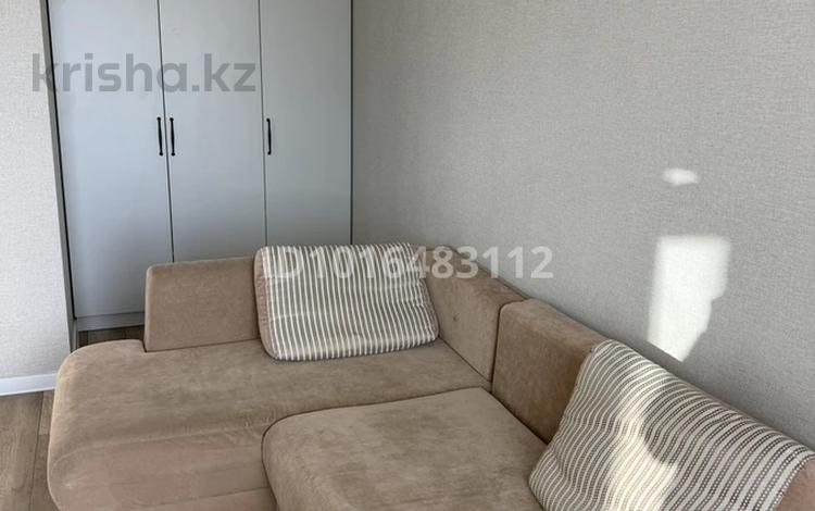 1-комнатная квартира · 36 м² · 6/9 этаж, Кумисбекова 4 — Возле школы 11 за 220 000 ₸ в Астане, Сарыарка р-н — фото 2