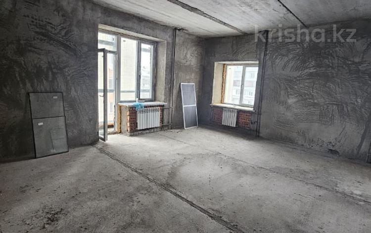 3-комнатная квартира, 111.3 м², 5/9 этаж, Славского 20Б за 46.5 млн 〒 в Усть-Каменогорске — фото 4