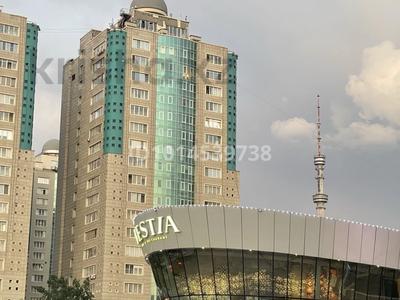 3-комнатная квартира · 150 м² · 14/20 этаж, мкр Самал, проспект Достык 162 — Жолдасбекова-Достык за 750 000 ₸ в Алматы, Медеуский р-н