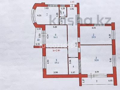 4-бөлмелі пәтер · 136 м² · 5/5 қабат, мкр. Алтын орда, Батыс 2 54а — Пр.Молдагулова 54а, бағасы: 48 млн ₸ в Актобе