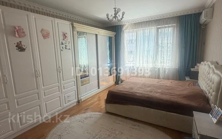 3-бөлмелі пәтер · 103 м² · 7/9 қабат, мкр Аксай-1А 22, бағасы: 60 млн ₸ в Алматы, Ауэзовский р-н — фото 2