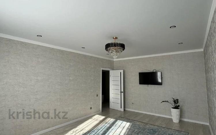 3-бөлмелі пәтер · 75 м² · 1/5 қабат, Алтын орда ш/а., бағасы: 29.5 млн ₸ в Актобе, мкр. Алтын орда — фото 2