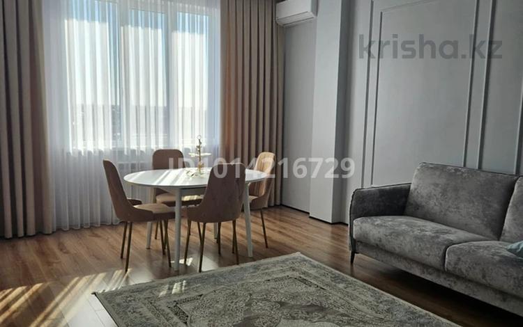 2-бөлмелі пәтер · 75 м² · 7/9 қабат, Нұрсая ш/а., Абулхайыр хана 74-1, бағасы: 320 000 ₸ в Атырау, мкр Нурсая — фото 2