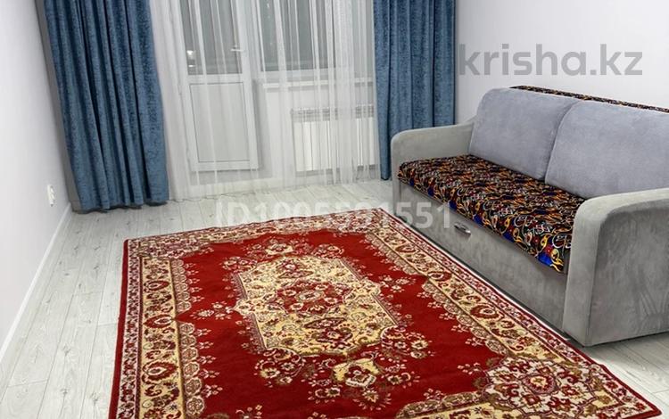 2-комнатная квартира · 70 м² · 5/10 этаж, Р.Кошкарбаева 15 за 280 000 ₸ в Астане, Алматы р-н — фото 2