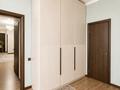 4-комнатная квартира · 145 м² · 6/20 этаж, Шамши Калдаяков 11 — Пирамида, Дворец мира и согласия - Национальный музей РК за ~ 64.9 млн ₸ в Астане, Сарайшык р-н — фото 2