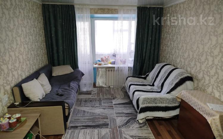 2-бөлмелі пәтер · 46 м² · 1/9 қабат, 7-й микрорайон 60 — проспект Момышулы, бағасы: 9 млн ₸ в Темиртау — фото 2