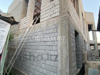 Отдельный дом · 5 комнат · 338 м² · 5 сот., Перова 12 за 50 млн ₸ в Шымкенте, Аль-Фарабийский р-н