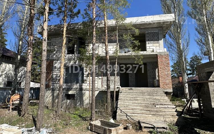 Отдельный дом · 5 комнат · 450 м² · 11 сот., Есенжанова 166 за 51 млн ₸ в Уральске — фото 2