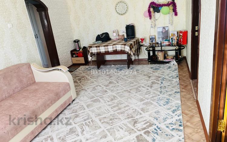 4-комнатная квартира · 62.8 м² · 4/5 этаж, Жибек жолы 8а — Кооператор за 13 млн ₸ в Топаре — фото 2