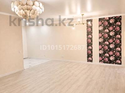 3-бөлмелі пәтер · 92 м² · 19/20 қабат, Абая 45/1, бағасы: 37 млн ₸ в Астане, р-н Байконур