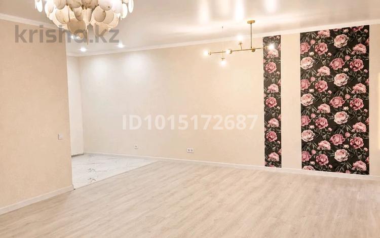 3-бөлмелі пәтер · 92 м² · 19/20 қабат, Абая 45/1, бағасы: 37 млн ₸ в Астане, р-н Байконур — фото 2