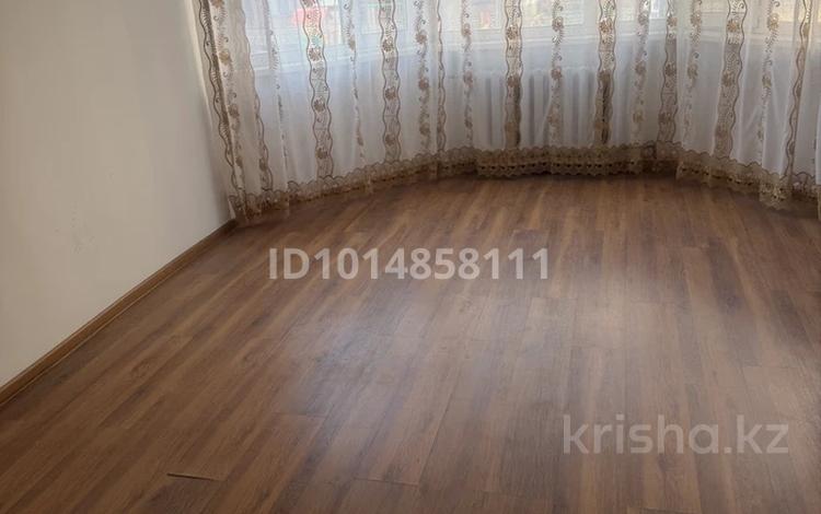 2-комнатная квартира · 65 м² · 3/9 этаж, мкр Пригородный, Бокейхана 30 — Триумфальная арка президентские гаражи за 37.5 млн ₸ в Астане, Есильский р-н — фото 3