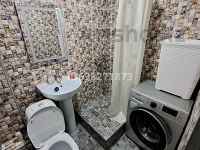 2-комнатная квартира · 45 м² · 2/5 этаж, 11-й микрорайон, 11-й микрорайон 97 — Орынбай Акына 97 за 170 000 〒 в Шымкенте, Енбекшинский р-н