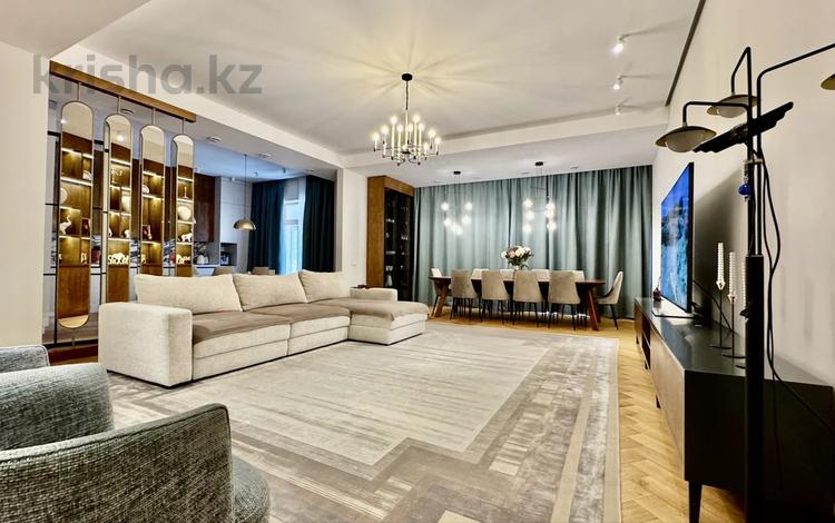 5-комнатная квартира · 250 м² · 5/10 этаж, Рубинштейна 21А за 2.5 млн ₸ в Алматы, Медеуский р-н — фото 2