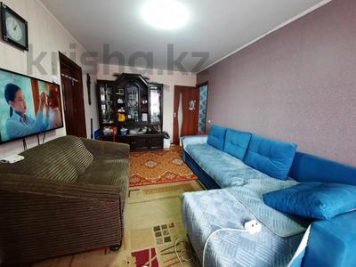 4-комнатная квартира · 62 м² · 2/5 этаж, Майкудук, 18й микрорайон за 16 млн 〒 в Караганде, Алихана Бокейханова р-н