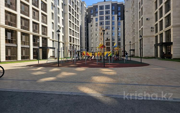 4-комнатная квартира · 125 м² · 4/10 этаж, мкр Уркер, Бокейхана 15/1 за 1.5 млн ₸ в Астане, Нура р-н — фото 38