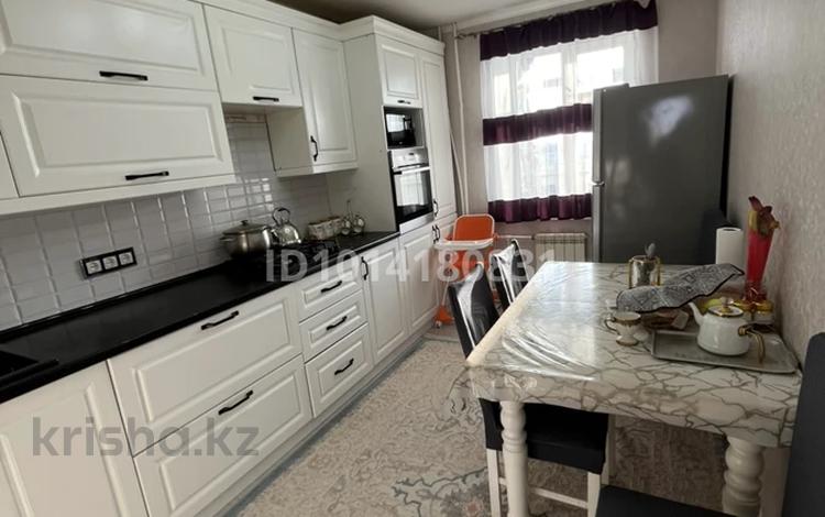 3-комнатная квартира · 76 м² · 7/10 этаж, мкр Шанхай, мкр Шанхай Пожарского 36/2 за 20 млн ₸ в Актобе — фото 2