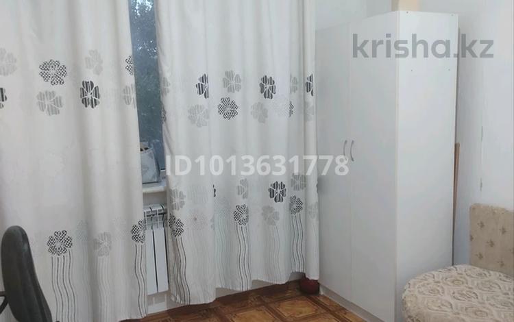 3-комнатная квартира · 70 м² · 2/9 этаж, мкр №9 29 за 300 000 ₸ в Алматы, Ауэзовский р-н — фото 2