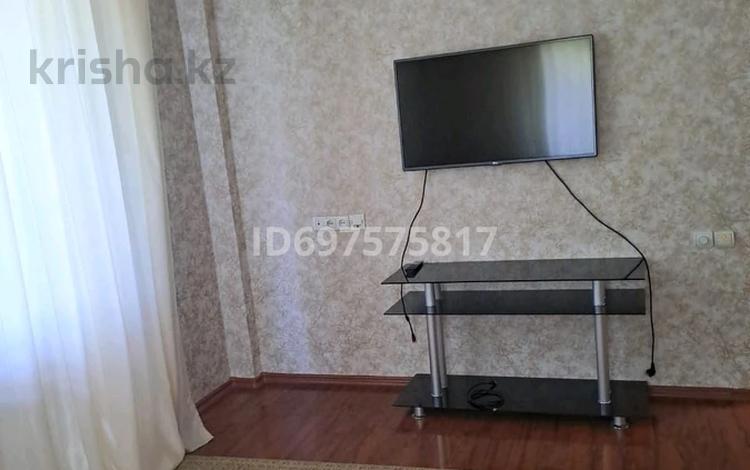 2-бөлмелі пәтер · 81 м² · 3/8 қабат, Алтын аул, бағасы: 200 000 ₸ в Каскелене — фото 2