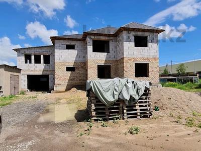 Отдельный дом · 8 комнат · 300 м² · 10 сот., Жанторе Абишева 1а — Магнум за 130 млн 〒 в Караганде, Казыбек би р-н