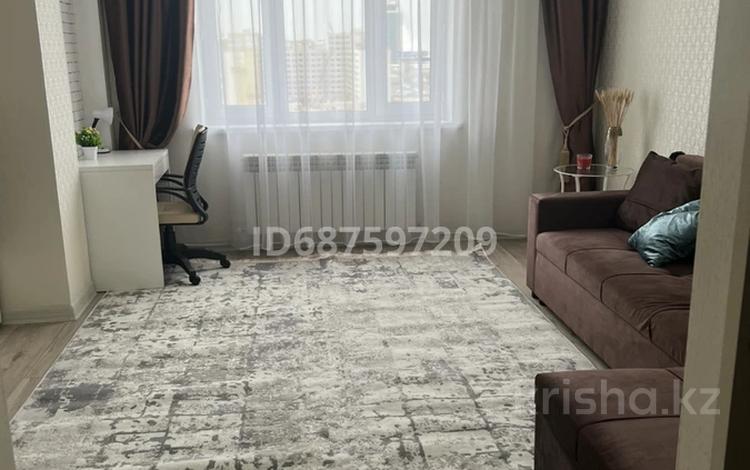 2-комнатная квартира, 60 м², 9/12 этаж, Абикен Бектуров 7