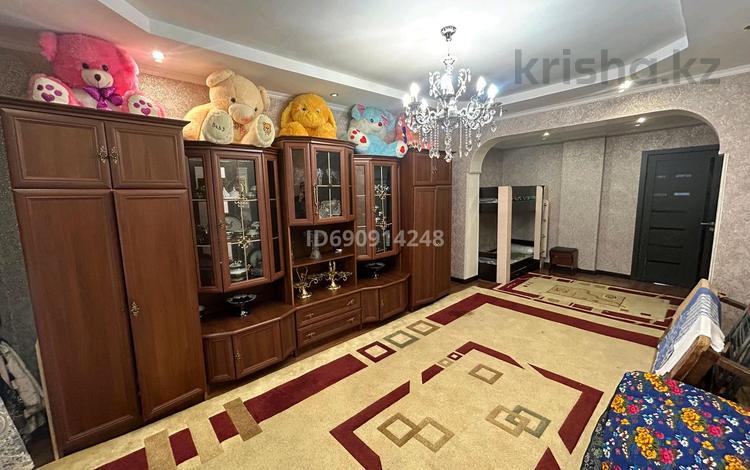 4-комнатная квартира · 80 м² · 1/5 этаж, Гамалея 15/27 15 — Ул.Красина за 23 млн ₸ в Таразе — фото 3
