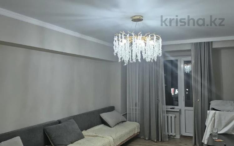 3-комнатная квартира · 70 м² · 5/5 этаж, аксай 2 за 38 млн ₸ в Алматы, Ауэзовский р-н — фото 2