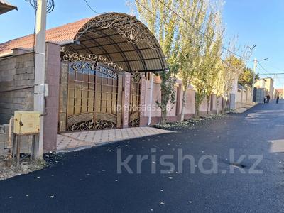 Отдельный дом · 6 комнат · 277 м² · 8 сот., мкр Мирас Жетитобе 690 — Аргынбекова угол Жибек жолы. за 79 млн ₸ в Шымкенте, Каратауский р-н