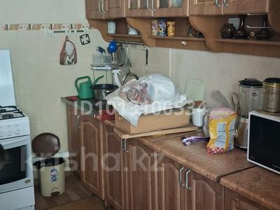 2-бөлмелі пәтер · 52 м² · 3/5 қабат, мкр Аксай-4 40, бағасы: 230 000 ₸ в Алматы, Ауэзовский р-н