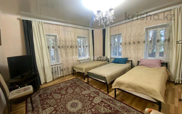 Дом · 4 комнаты · 150 м², Букейханова 32 — Ермакова, Ауезова, Аубакирова за 6 000 ₸ в Каркаралинске — фото 4