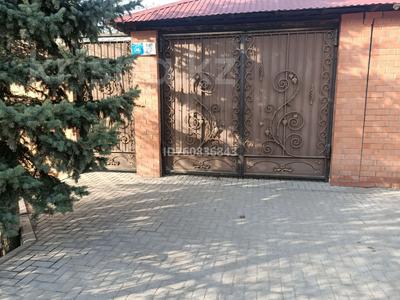 Аренда домов или дач посуточно в Актюбинской обл.: Дом · 5 комнат · 250 м² · посуточно, Сазда-3, Гришина 46 — Ул.Гришина и ул.М.Оспанова за 35 000 〒 Дом · 5 комнат · 250 м² · посуточно, Сазда-3, Гришина 46 — Ул.Гришина и ул.М.Оспанова за 35 000 〒 в Актобе