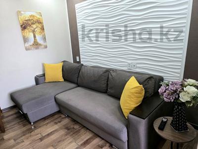 2-комнатная квартира · 60 м² · 5/5 этаж, Желтоксан 20 — Байтурсынова за 15 000 ₸ в Шымкенте, Аль-Фарабийский р-н
