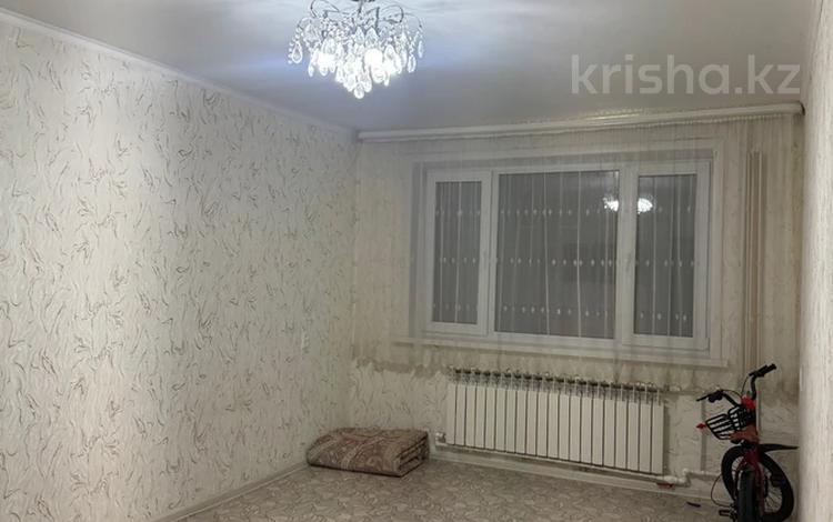 2-комнатная квартира, 47 м², 1/5 этаж, Пришахтинск, 23й микрорайон 18 за ~ 12.8 млн 〒 в Караганде, Алихана Бокейханова р-н — фото 2