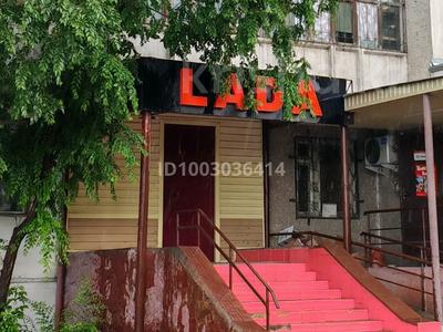 Дүкендер мен бутиктер · 42 м², бағасы: 14.5 млн 〒 в Семее