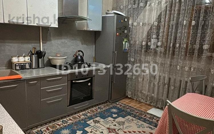 2-комнатная квартира · 62 м² · 7/9 этаж, Толе би 198 — Гагарин за 300 000 ₸ в Алматы, Алмалинский р-н — фото 2