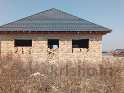 Отдельный дом · 4 комнаты · 140 м² · 6 сот., Каршыга 26 — По верхнией трассе , село Жандосова за 22 млн ₸