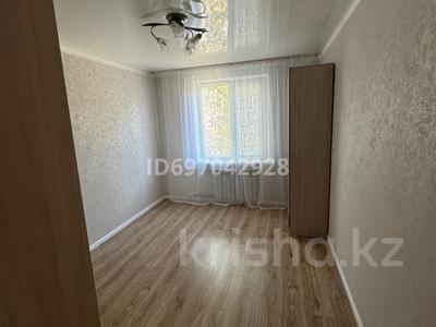 2-комнатная квартира, 43 м², 2/5 этаж, мкр Центральный, МахамбетаУтемисова 114а за 16 млн 〒 в Атырау, мкр Центральный