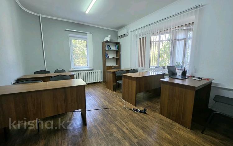 3-бөлмелі пәтер · 80 м² · 2/12 қабат, Проспект Достык 33 — Карасай Батыра, бағасы: 78 млн ₸ в Алматы, Медеуский р-н — фото 24