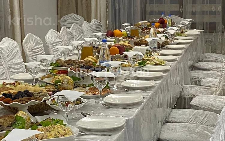 Жеке үй · 7 бөлме · 450 м², Қарағайлы ш/а., Кыргауылды ул Шиен 37, бағасы: 100 000 ₸ в Алматы, Наурызбайский р-н — фото 39