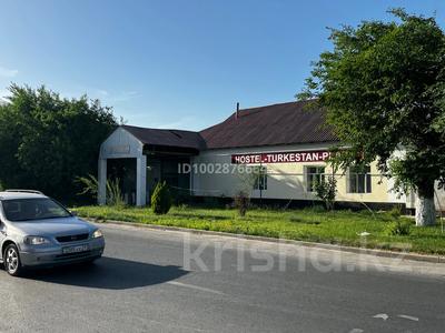 Отдельный дом · 4 комнаты · 88 м², Амир Темир 3 — Туркестан Плаза за 200 000 〒