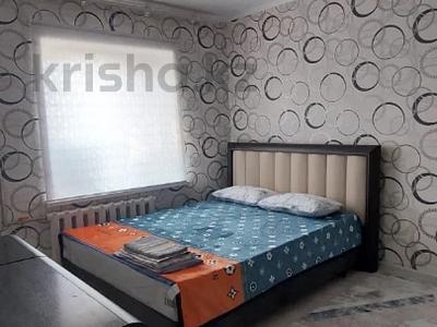 4-комнатная квартира · 90 м² · 1/5 этаж, Толе би 141А за 25 000 〒 в 