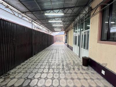 Отдельный дом · 5 комнат · 174 м² · 6 сот., Жусип Баласагун 150 — Болтирик Шешен за 37 млн 〒 в Таразе