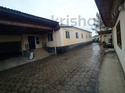 Отдельный дом · 6 комнат · 178 м² · 6 сот., Усть -Каменогорская 38А за 26 млн 〒 в Таразе