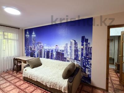 2-комнатная квартира · 52 м² · 3/5 этаж, мкр №11 16 за 250 000 ₸ в Алматы, Ауэзовский р-н