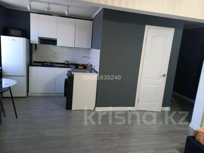 1-бөлмелі пәтер, 50 м², 5/5 қабат тәулігіне, Привокзальный 19а, бағасы: 8 000 〒 в Атырау, мкр Привокзальный-3А