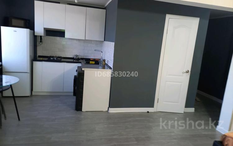 1-комнатная квартира · 50 м² · 5/5 этаж, Привокзальный 51а за 9 000 ₸ в Атырау, мкр Привокзальный-3А — фото 2