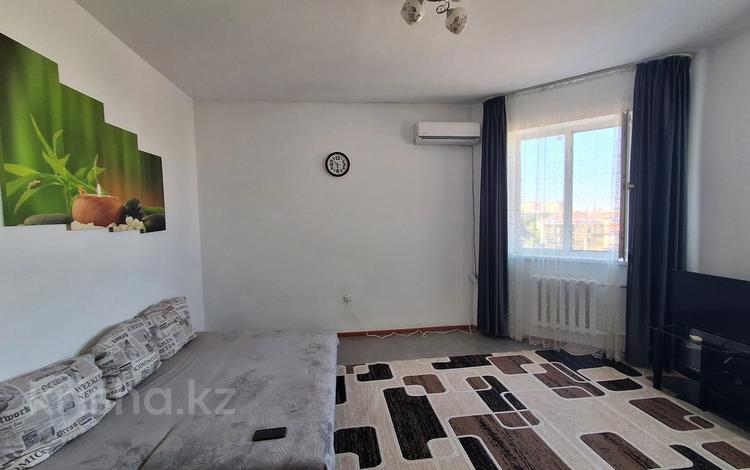2-бөлмелі пәтер · 63 м² · 4/5 қабат, Привокзальный 3а 14 блок В, бағасы: 10 000 ₸ в Атырау — фото 52